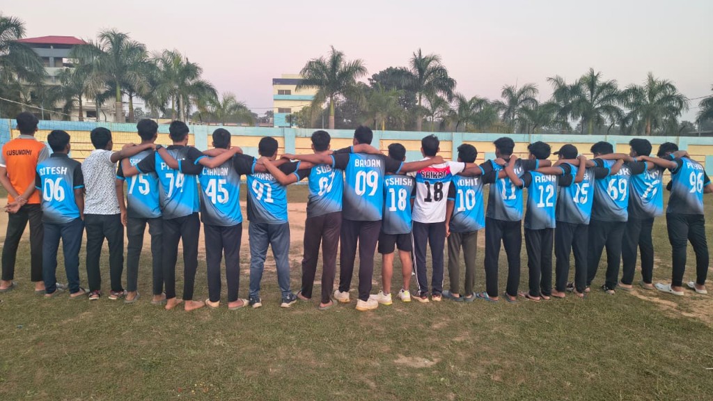 GREMS sports team standing together on the field