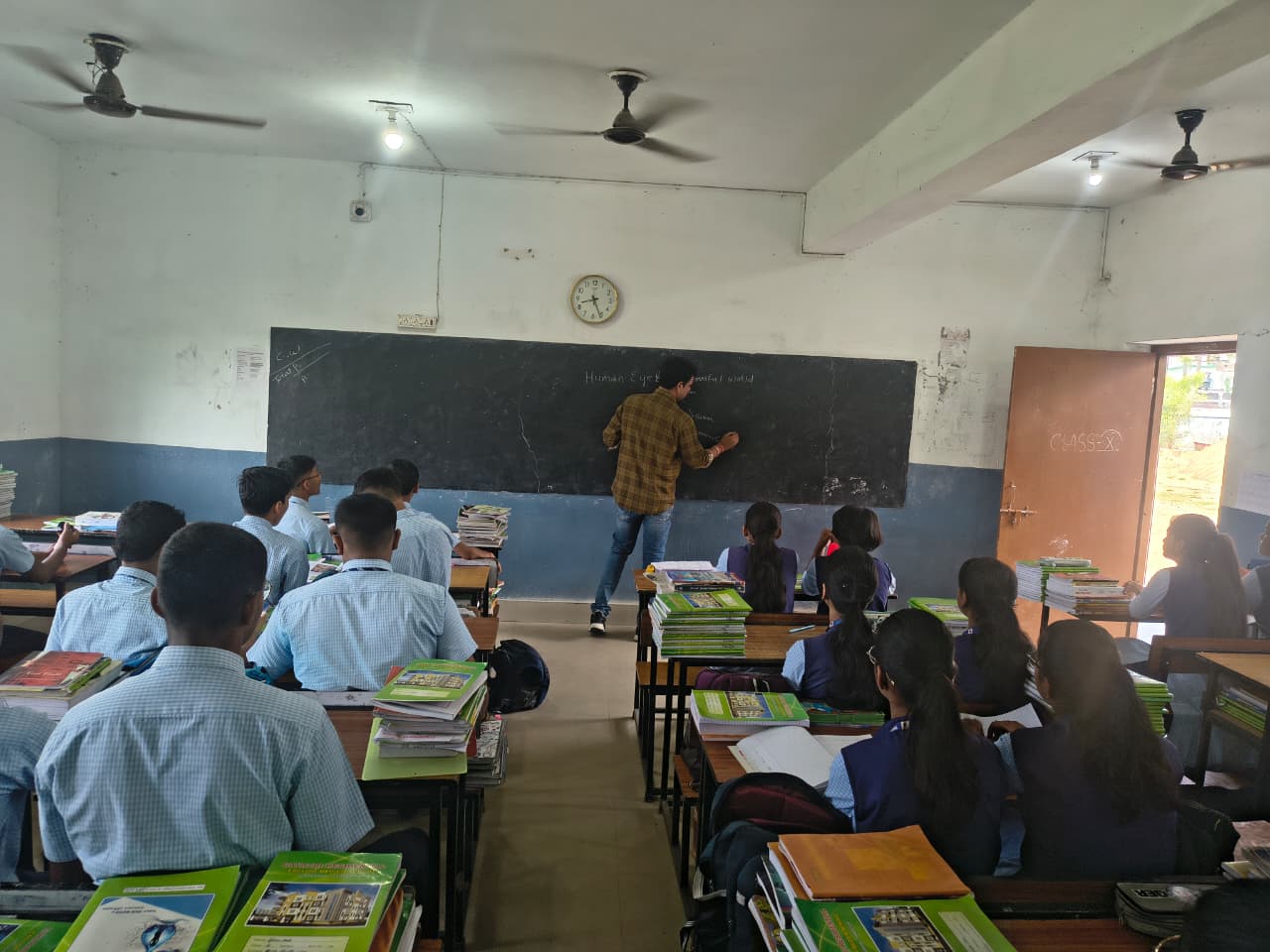 Classroom photo 7